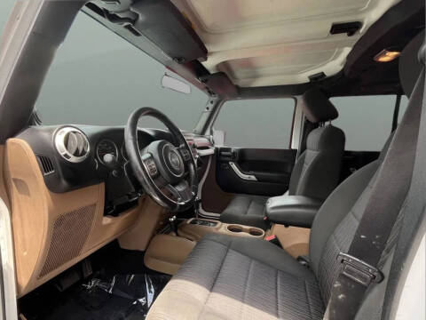 2012 Jeep Wrangler Unlimited Sahara