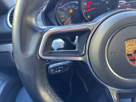 2019 Porsche 718 Cayman