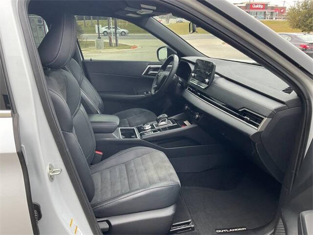 2023 Mitsubishi Outlander