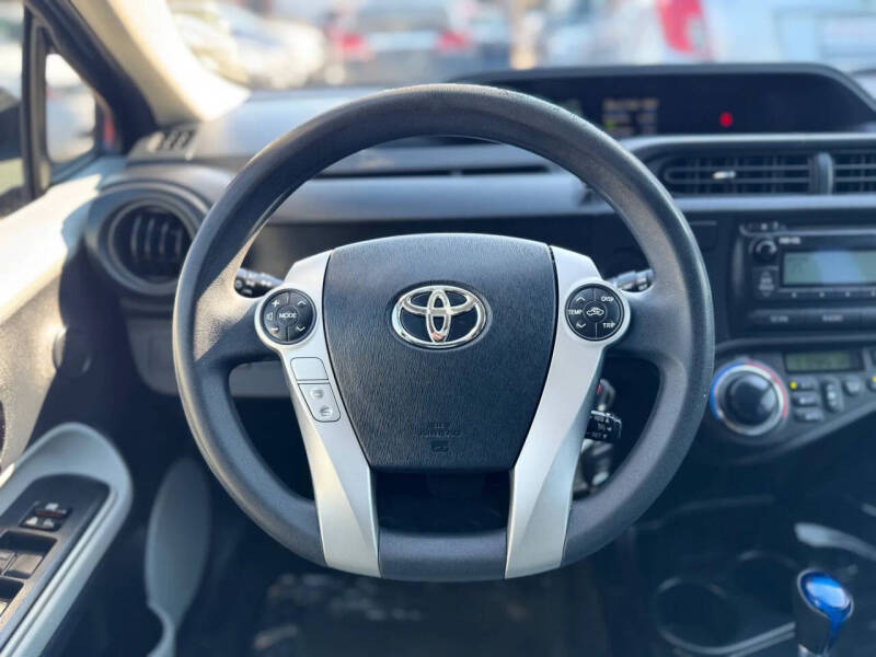 2014 Toyota Prius c