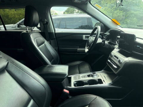 2022 Ford Explorer XLT