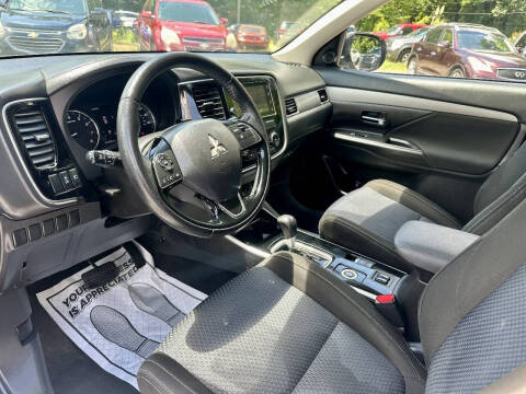 2018 Mitsubishi Outlander SE