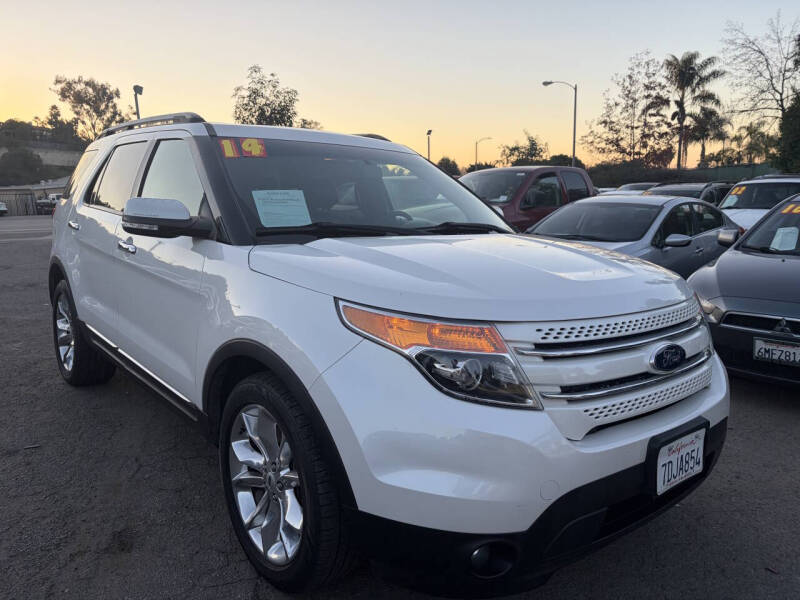 2014 Ford Explorer Limited's photo