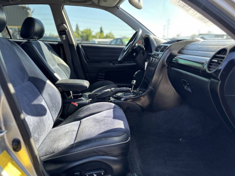 2003 Lexus IS 300
