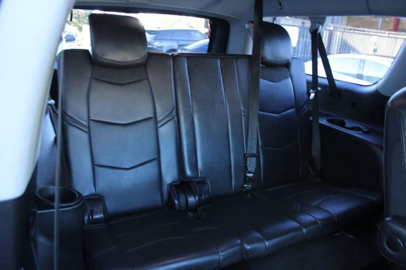 2018 Cadillac Escalade ESV Premium Luxury