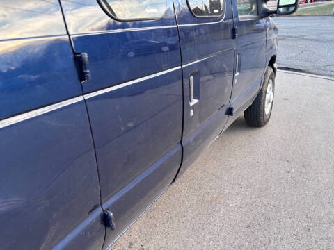 2008 Ford E-Series E-250