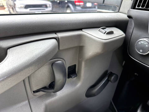 2013 Chevrolet Express 2500