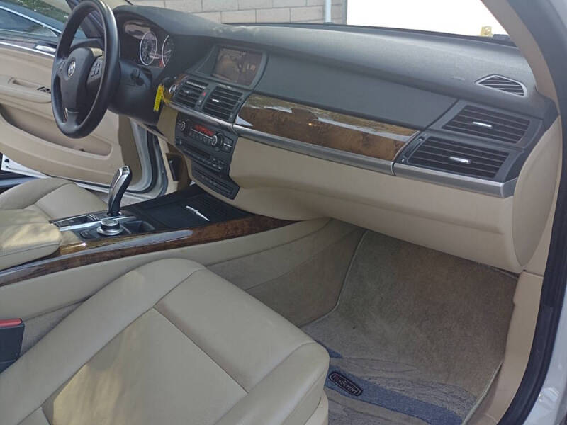 2009 BMW X5 xDrive48i