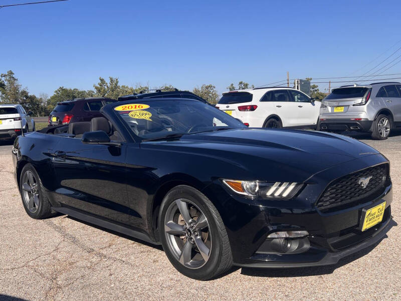 2016 Ford Mustang V6