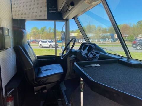 2010 Freightliner MT45 Chassis