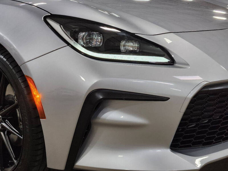 2024 Toyota GR86 Premium