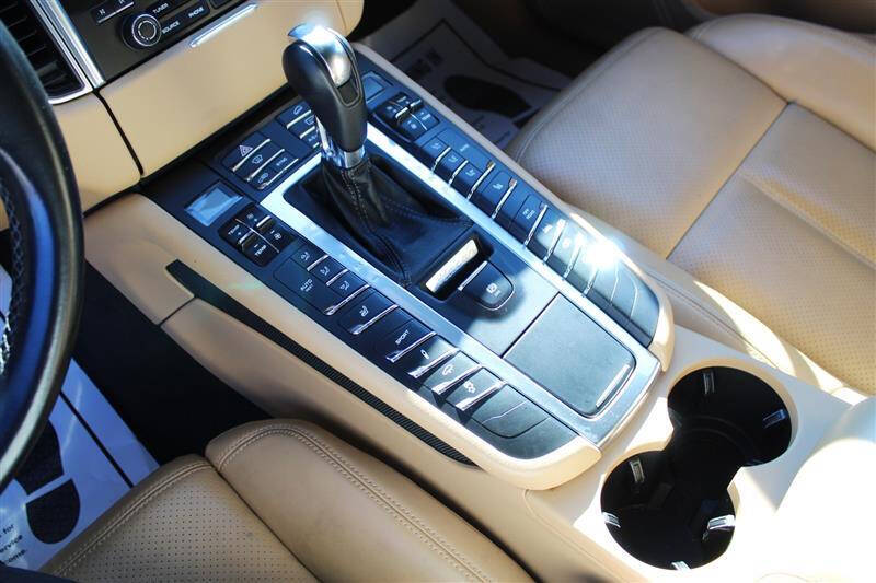2017 Porsche Macan GTS