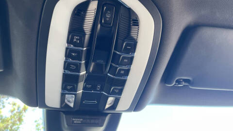 2019 Porsche Macan S