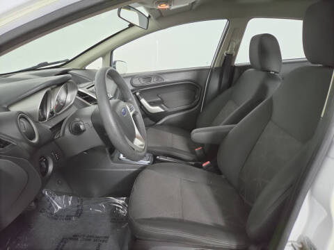 2012 Ford Fiesta SE