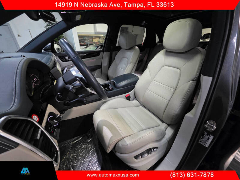 2021 Porsche Cayenne