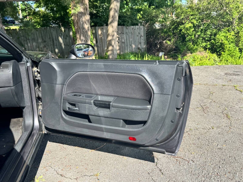 2013 Dodge Challenger SXT