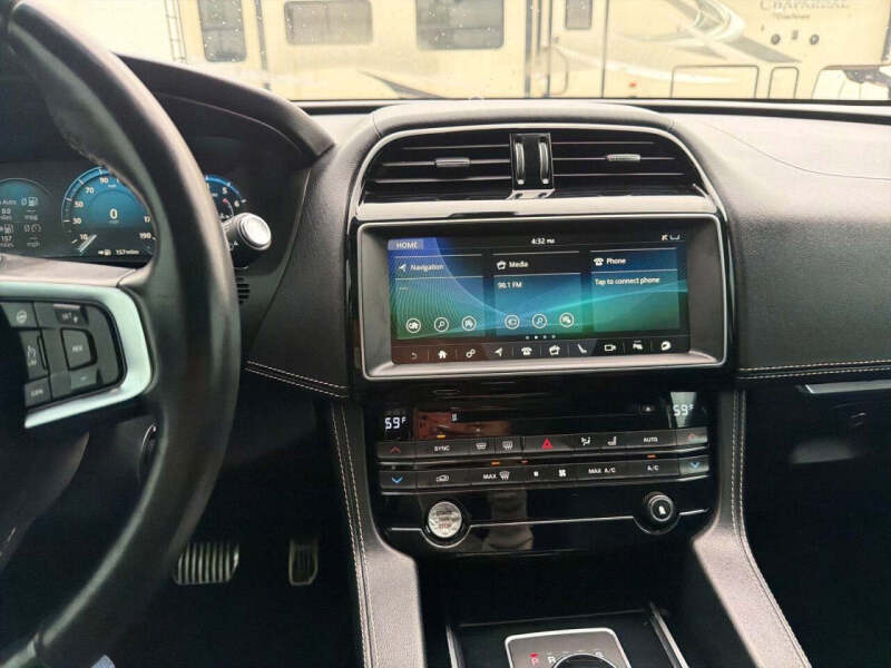 2018 Jaguar F-PACE S
