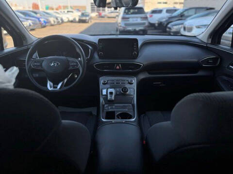 2023 Hyundai Santa Fe SE