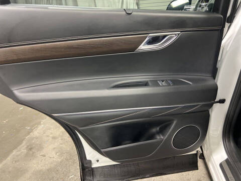 2024 Genesis GV80 2.5T