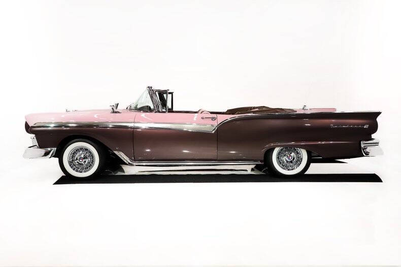 1957 Ford Fairlane
