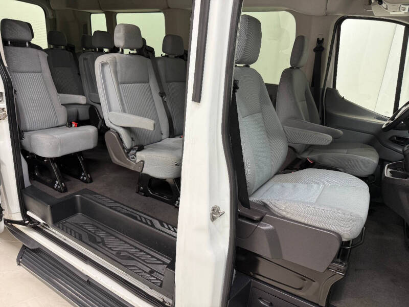 2015 Ford Transit 350 XLT