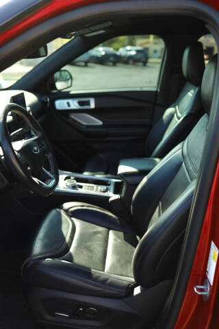 2020 Ford Explorer ST