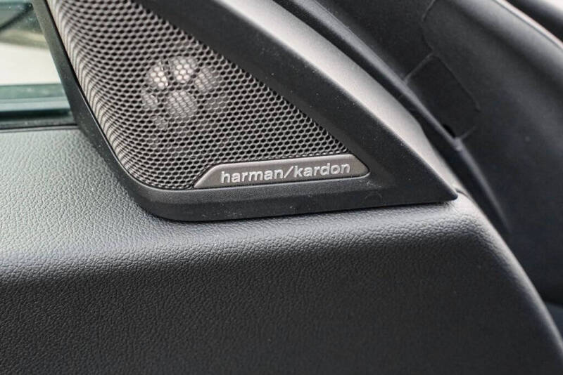 2025 BMW 2 Series 230i xDrive