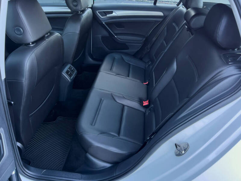 2015 Volkswagen Golf