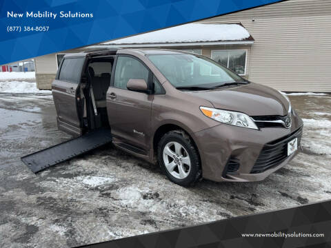 2018 Toyota Sienna LE Mobility 7-Passenger