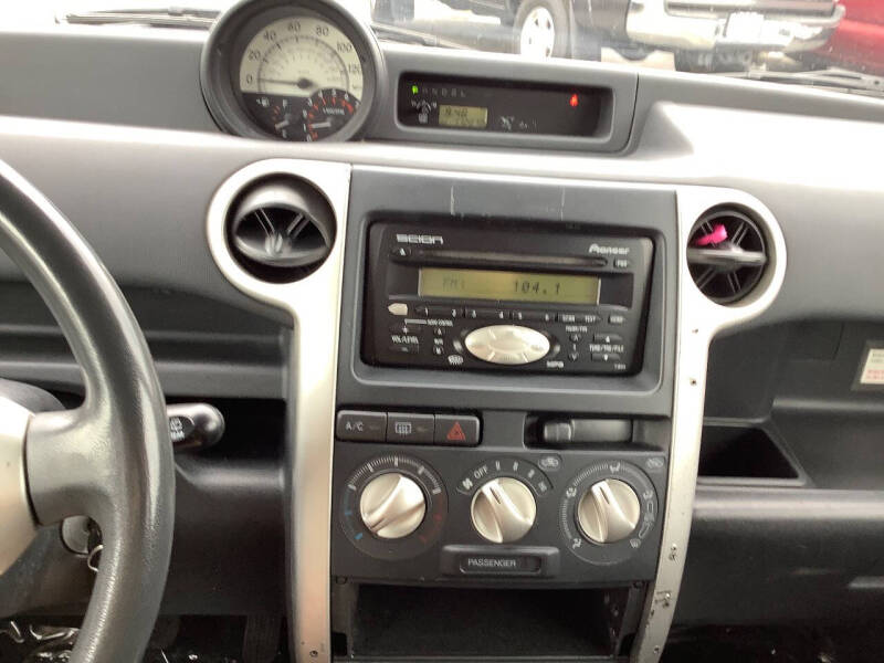 2004 Scion xB
