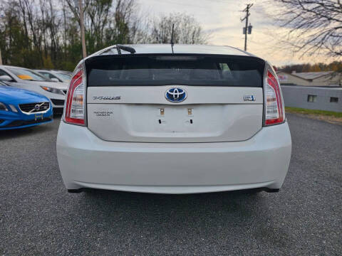 2013 Toyota Prius Two