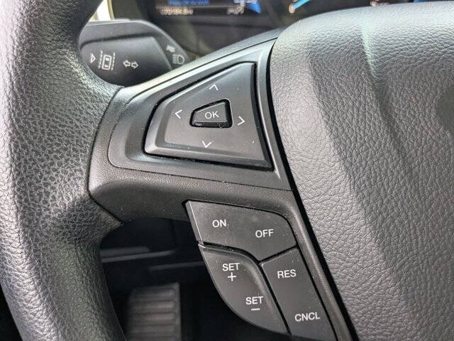 2021 Ford Edge SE