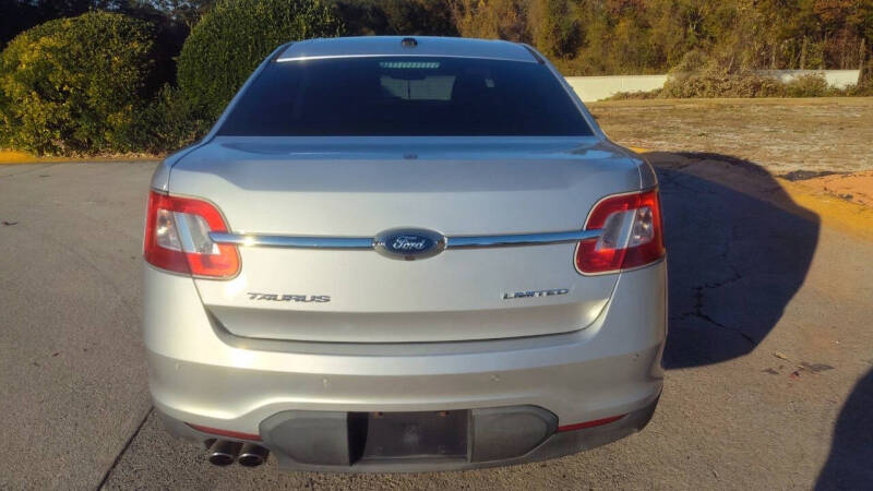 2011 Ford Taurus Limited