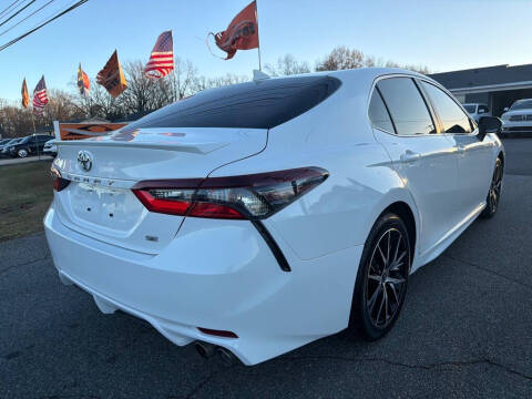 2022 Toyota Camry SE