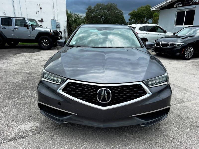 2018 Acura TLX Base photo 9