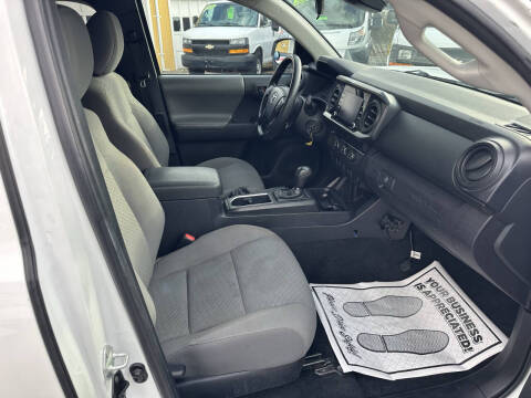 2021 Toyota Tacoma SR