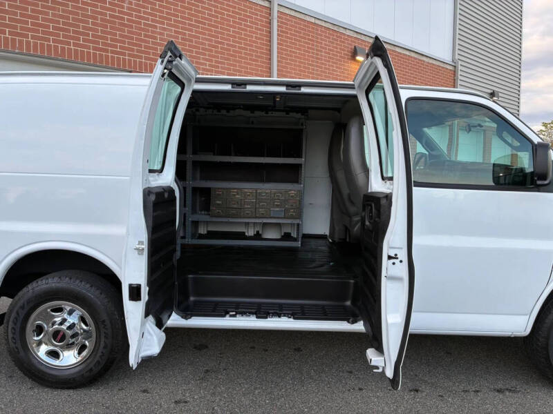 2016 GMC Savana 2500