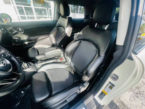 2015 MINI Hardtop 2 Door Cooper S