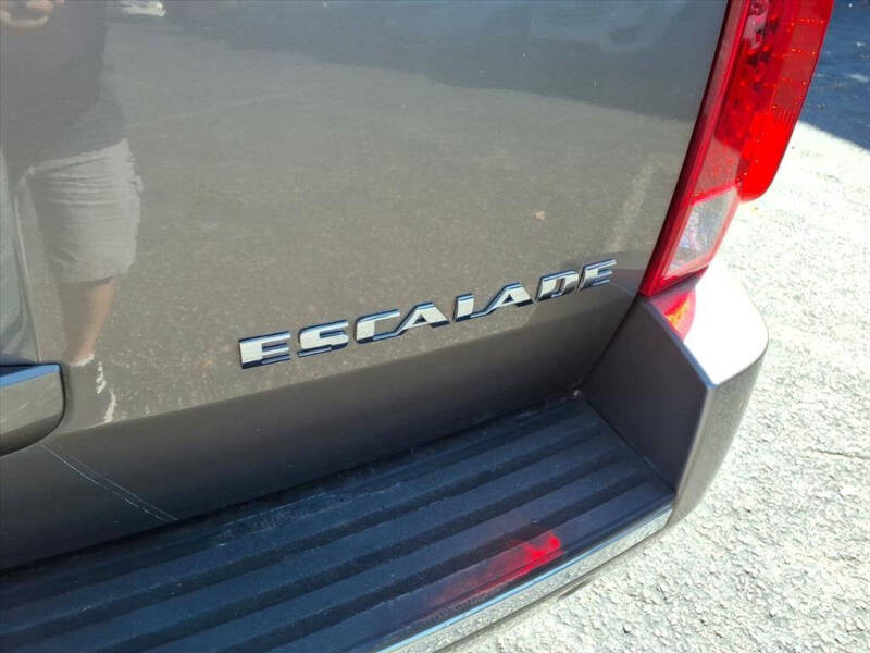 2011 Cadillac Escalade