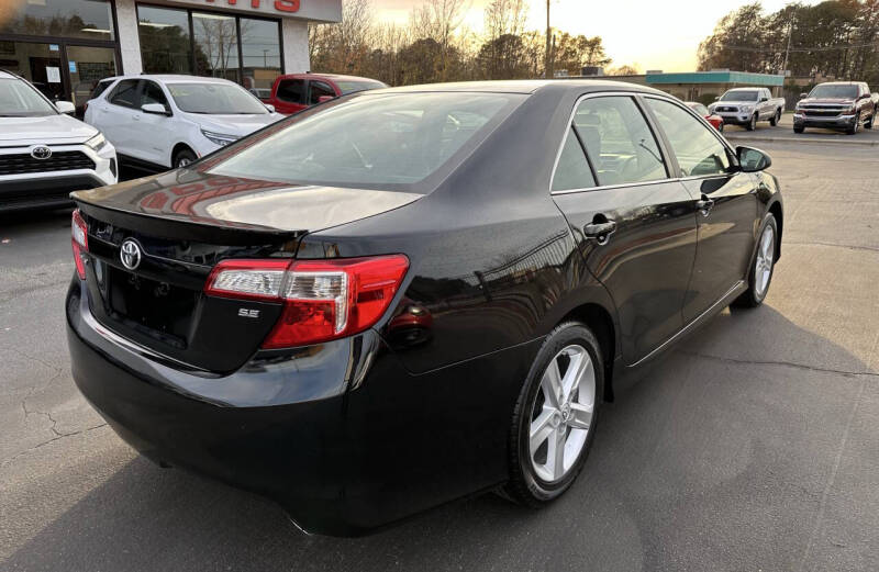2014 Toyota Camry SE