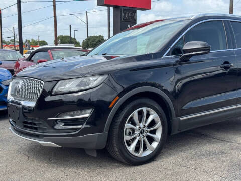 2019 Lincoln MKC Select