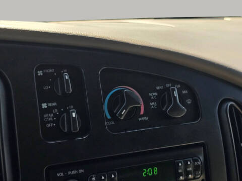2001 Ford E-Series E-350 SD XLT
