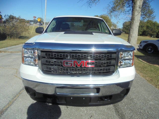 2011 GMC Sierra 2500HD for sale at DYNAMIC CARS & TRUCKS in Republic, MO