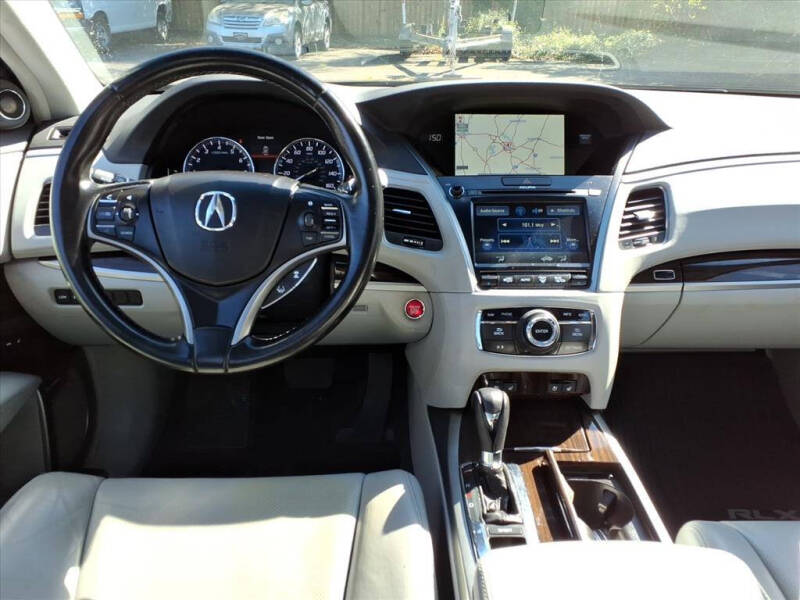 2014 Acura RLX w/Advance