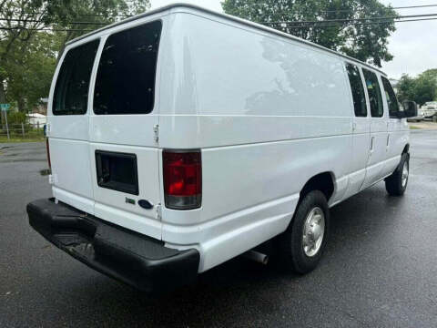 2010 Ford E-Series E-150