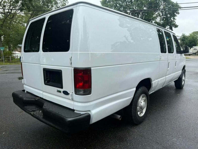 2010 Ford E-Series E-150