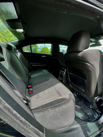 2016 Dodge Charger SXT