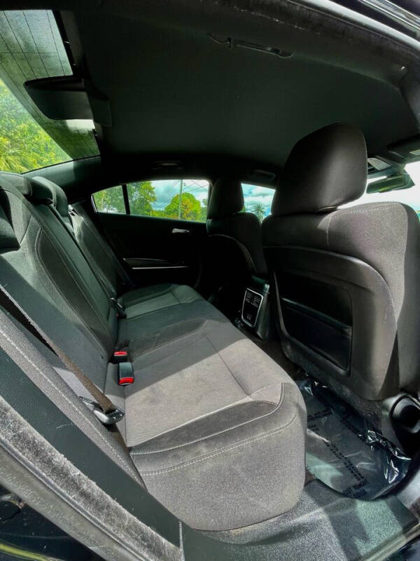 2016 Dodge Charger SXT