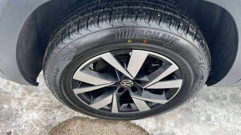 2020 Volkswagen Atlas Cross Sport SE 4Motion