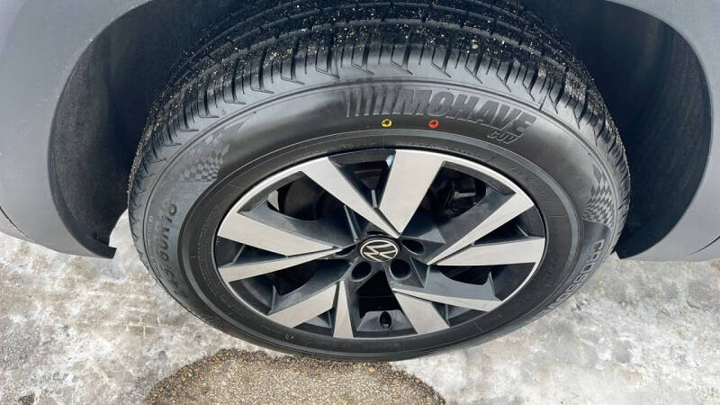 2020 Volkswagen Atlas Cross Sport SE 4Motion